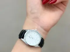 ساعت ست لیونا